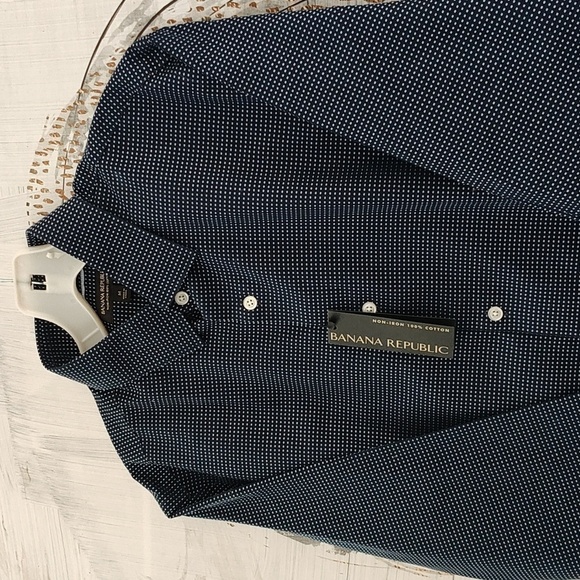 New Banana Republic Classic Blue Shirt Size M - Picture 6 of 9